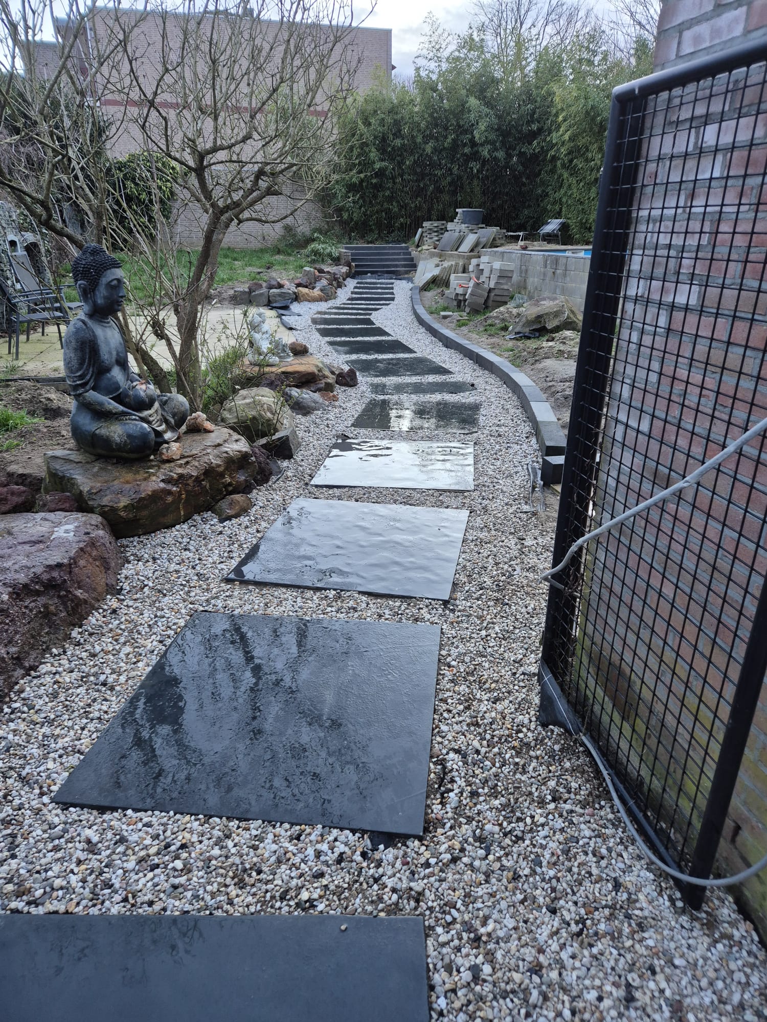 Grindpad met stapstenen